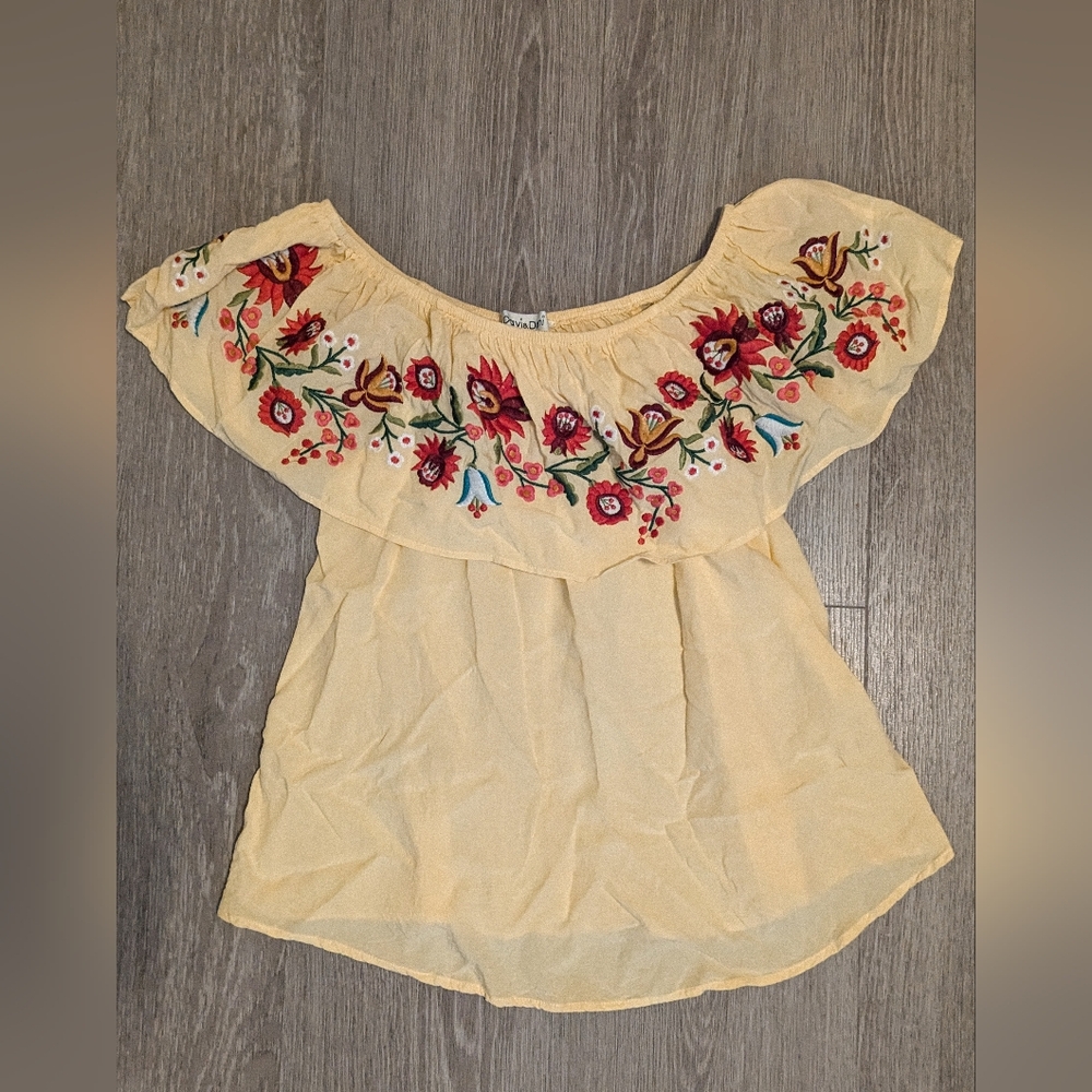 Davi & Dani Women's Off The Shoulder Floral Print Blouse Size Small NWOT!